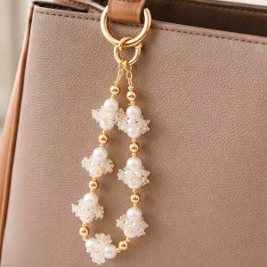 Bijou de sac ou chaine de téléphone N°24