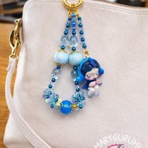 Bijou de sac ou téléphone