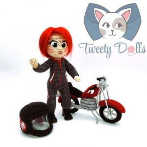 motarde Amora et sa moto