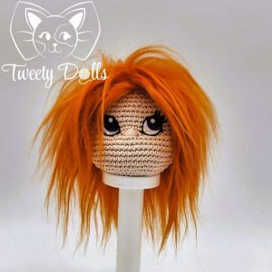 Perruque cheveux synthétiques pour poupée